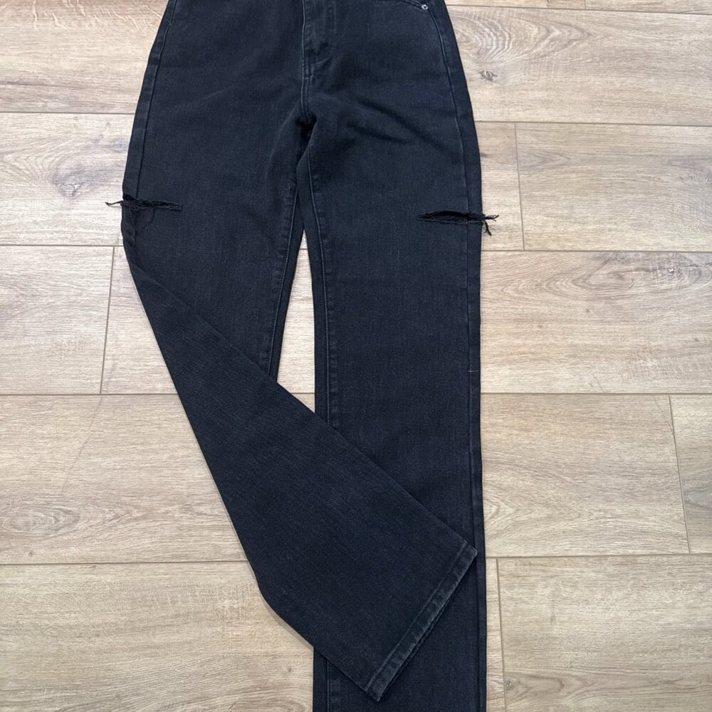 Pretty Little Thing Jeans in Black Washed Boyfriend Ripped Knee 26” X 30.5”